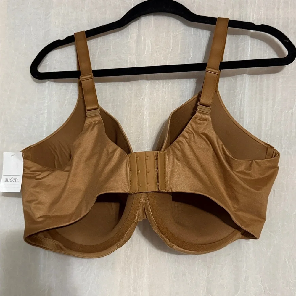 Auden stylish tan